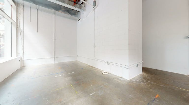 Broadway Retail Space - Image 3