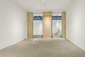 Espace showroom / �v�nement : verri�re, volume et design �pur� - Image 12