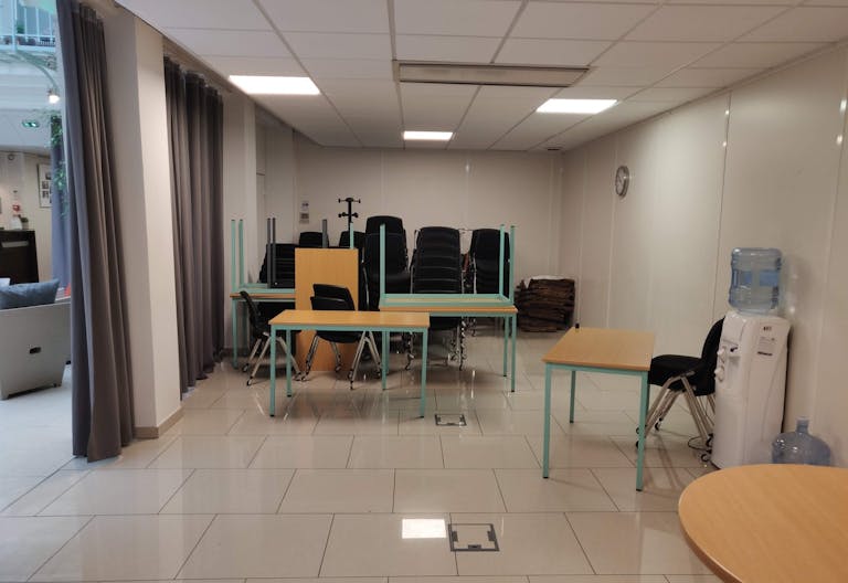 Atypical Space in the heart of Sentier - Image 2