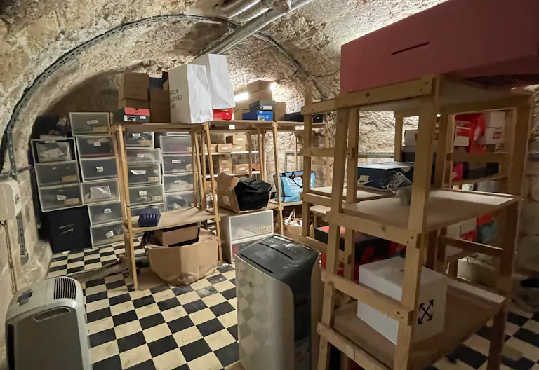 Boutique pop-up store dans le quartier Montorgueil - rue piétonne - Image 4