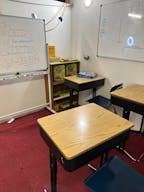 Space with its own photography studio, film production room, an upcoming recording studio - Image 6