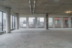 Amazing Showroom in Williamsburg - Image 3
