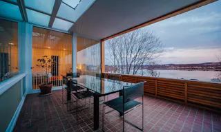 Expansive Contemporary Minimalism in Nature - Image 8