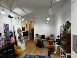 Large Beautiful Store Front with fixtures, a stage and audio/video access , 1500 sf , fitting rooms and a bathroom - Image 8