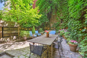 West Village Garden Oasis - Image 6