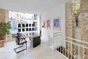 Beautiful space-Show room corner spot close from" le marché des enfants rouges" Haut Marais - Image 5