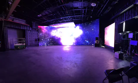 Full-Service Studio with Green Screen & LED Wall – Vehicle-Ready Space - Image 0