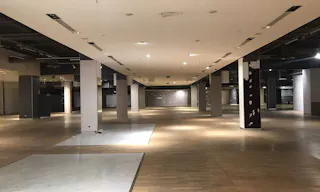 Unique and Atypical Space in Paris - Former Shopping Mall - Image 3