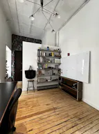 LIGHT-FILLED SHARED OFFICE SPACE IN THE HEART OF FLATIRON - Image 0