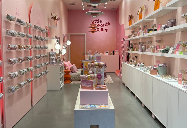 Charming Fillmore Street Pop Up Store in San Francisco - Image 1