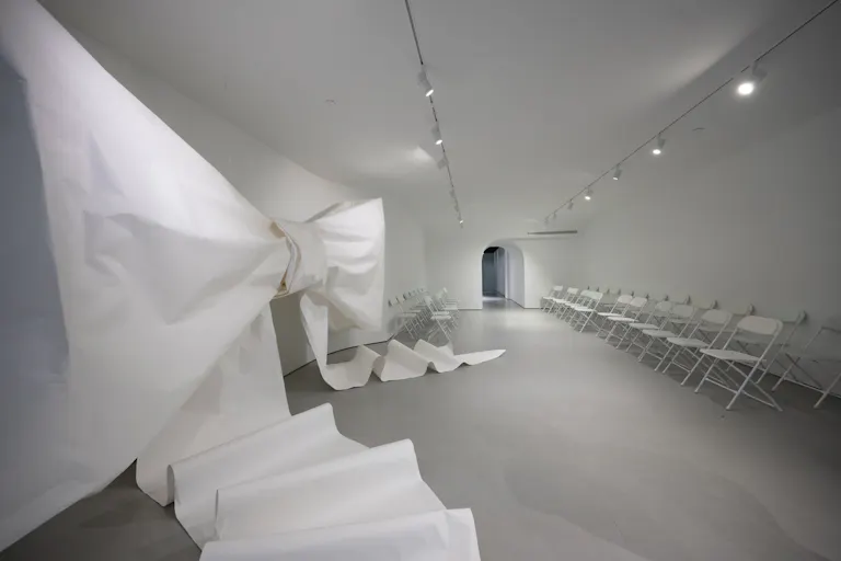 A sun-drenched, spacious storefront nestled in the heart of Midtown Manhattan. - Image 0