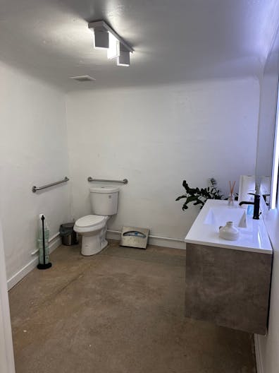 Creative Art & Production Studio - Image 4