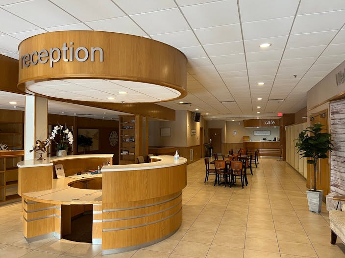 Assembly in the heart of Uptown Minneapolis - Image 3