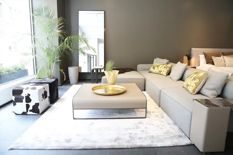 Spacious Chelsea Showroom - Image 0