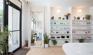 The Perfect Canvas: Elegant, Sun-Filled Space in North Williamsburg - Image 12