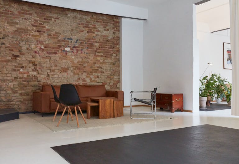 Unique Berlin Space for Fashion & Art Exhibitions - Image 2