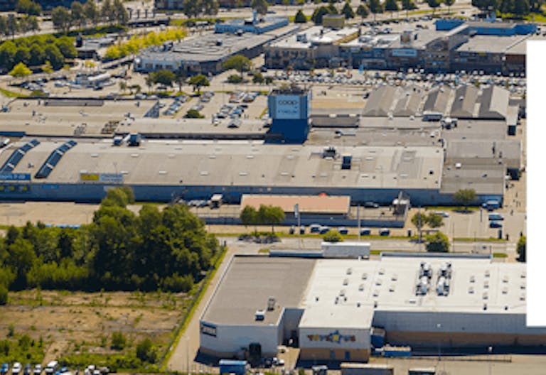 Former Candy store at Backa 2 - Image 2