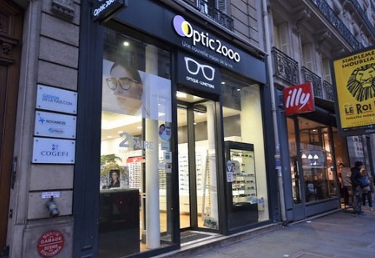 Boutique Shop Busy Area - Op�ra - Image 0