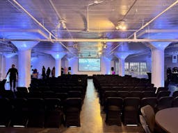 Showroom Space in Fashion District - Image 3