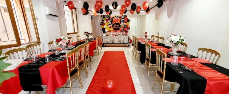 Rue de bellevue Showroom - Image 3