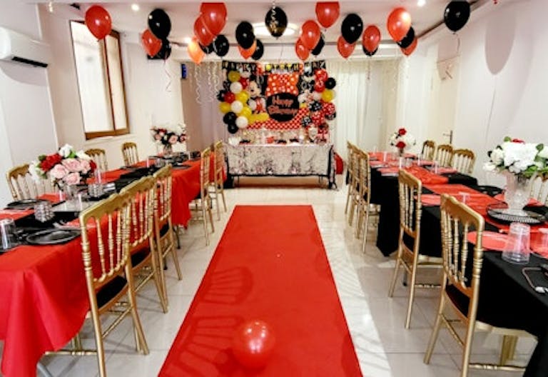 Rue de bellevue Showroom - Image 3