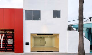 Art Gallery in Venice Beach - Image 0