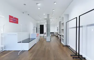 SMUKKE CONCEPT Pop Up Boutique - Image 6