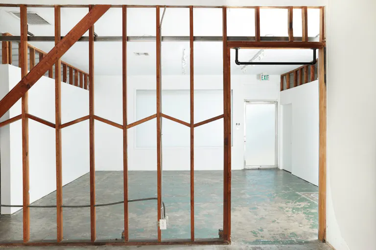 East LA's Premier Photo Studio - Image 3