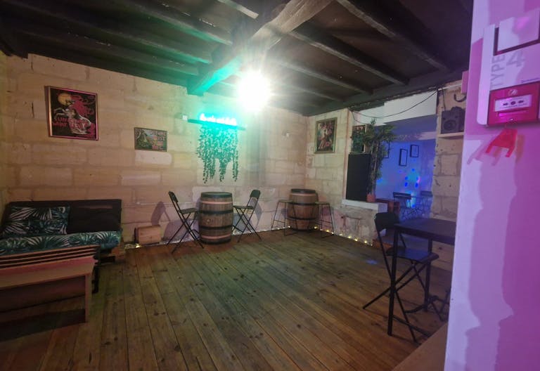 Espace �venementiel avec cave de 80m2 - Image 0