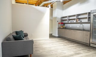 East LA Skylight Studio - Image 6