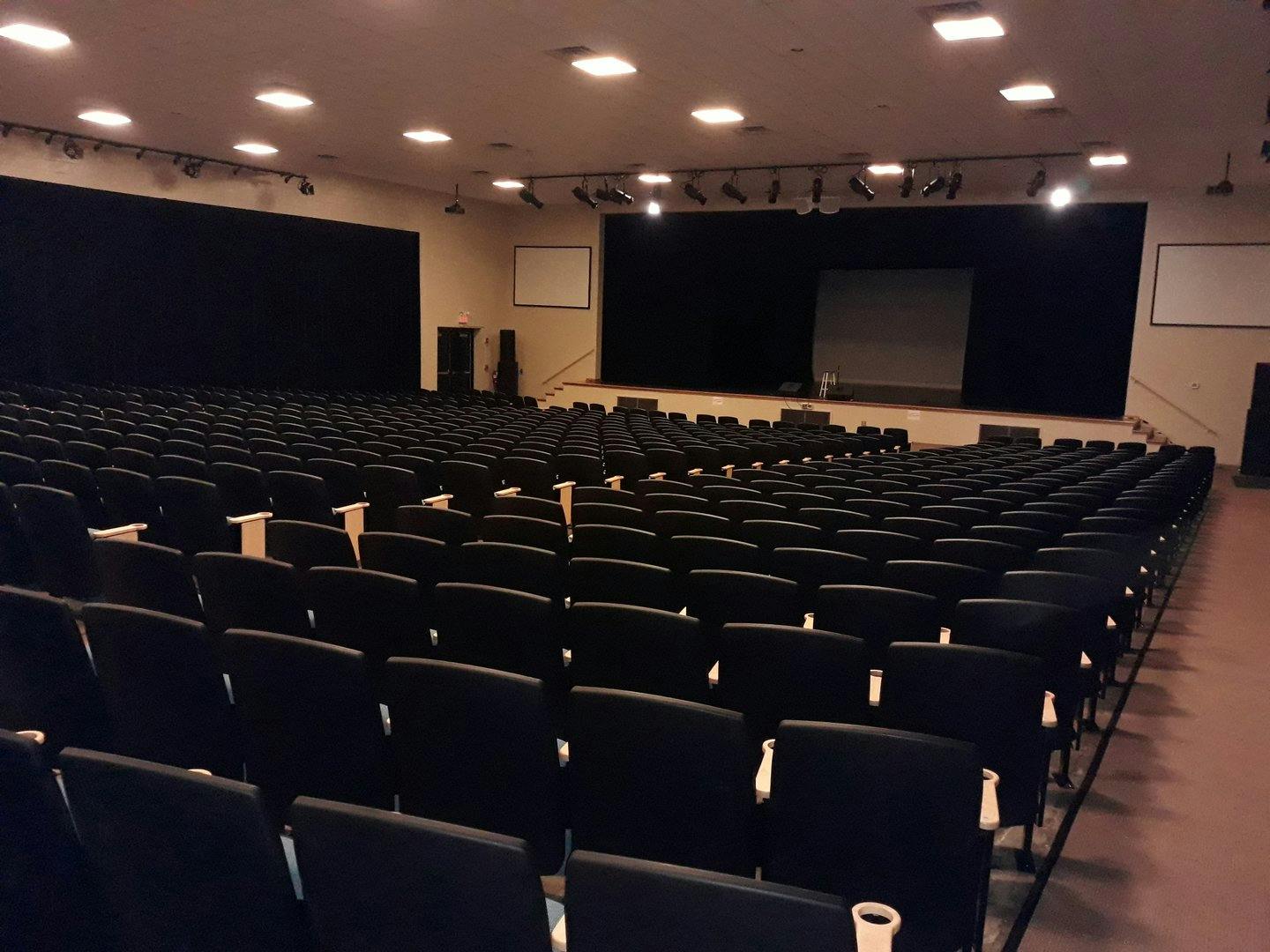 Large AV Theater and Multipurpose Event Space in Liberty
