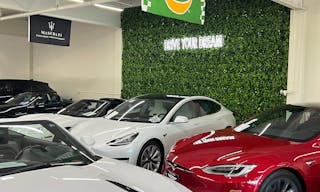 Luxury Car Dealership in Warehouse Space - Image 5