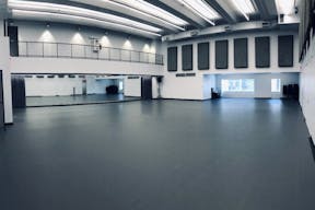 3300 sq ft, flexible white box event space and production studio - Image 1