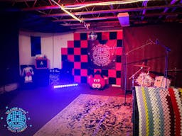 Grande River Disco Studio Photo Lounge & Recording Studio - Image 7