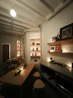 A sunny, minimalist, boutique + showroom in the heart of the Lower East Side, Manhattan - Image 6