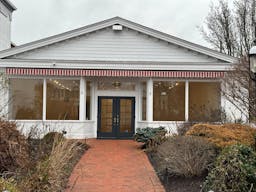 Main Street, Greenport - Image 6