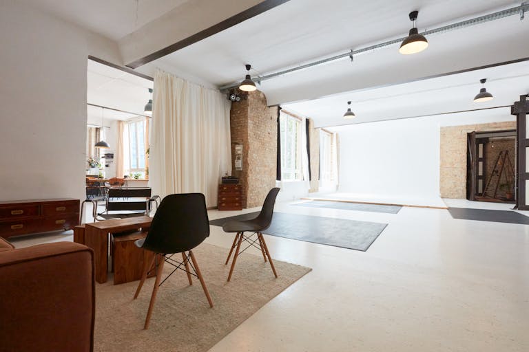 Unique Berlin Space for Fashion & Art Exhibitions - Image 0