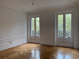 Perfect Showroom in Saint-Germain - Image 5