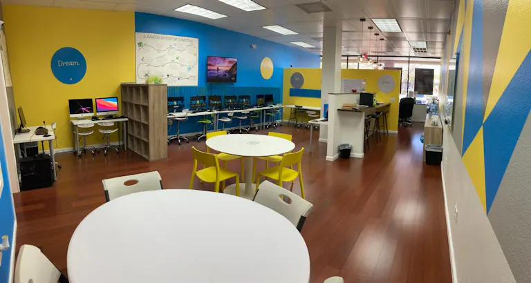 Technology Space for Gaming, and Coding - Image 3