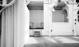 Showroom in Folie-M�ricourt - Image 6